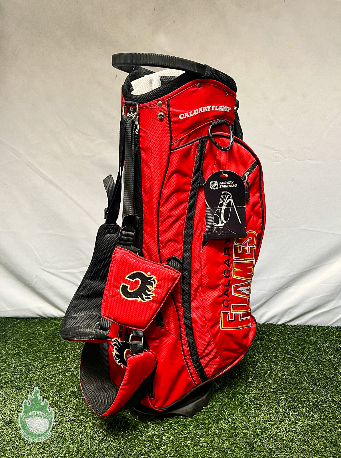 Tampa Bay Buccaneers Fairway Stand Golf Bag