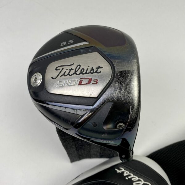 Tour Issued Titleist 910 D3 8.5* RH Driver Head Only Headcover