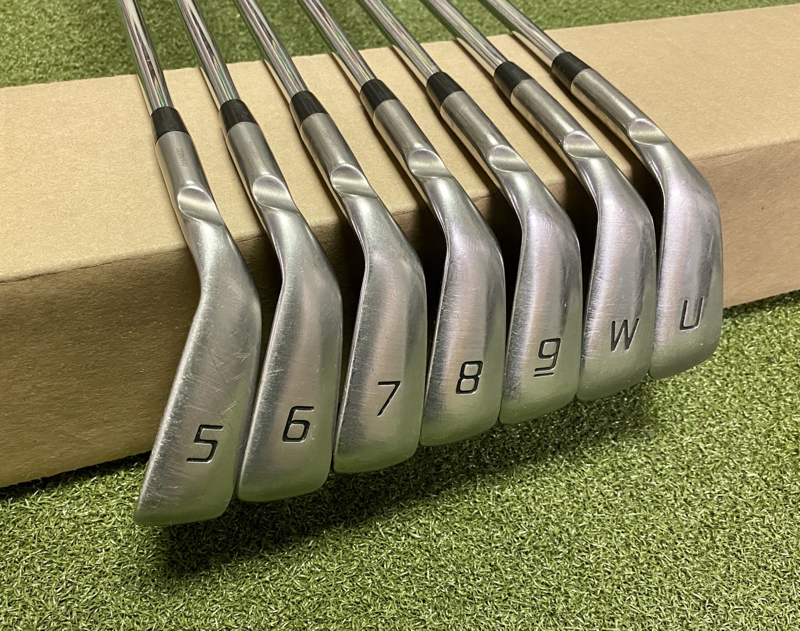 RH Ping Green Dot G Max Irons 5-PW/UW AWT 2.0 Regular Flex Steel Golf ...