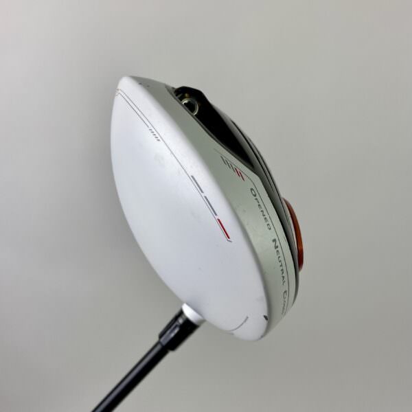 Used TaylorMade R11 Driver 9* Fujikura blur 60g Stiff Flex