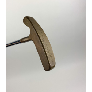 Used Right Handed Acushnet Golf Bulls Eye FL M-5-S 35" Putter