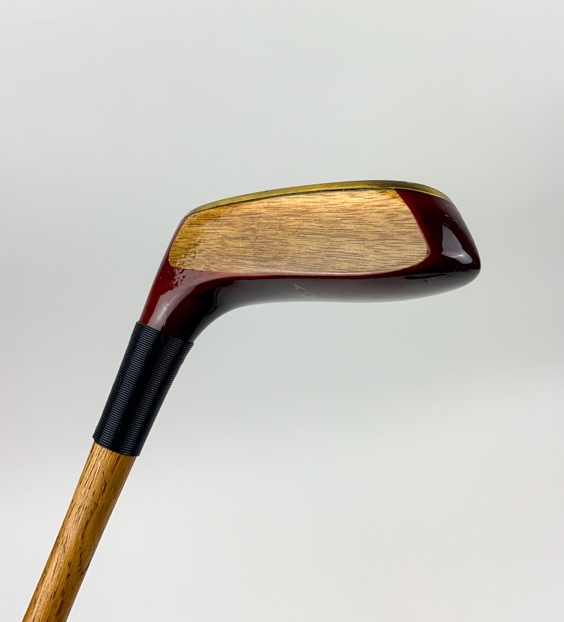 Playing St Andrews BACKWARDS using hickory (wooden) golf clubs 