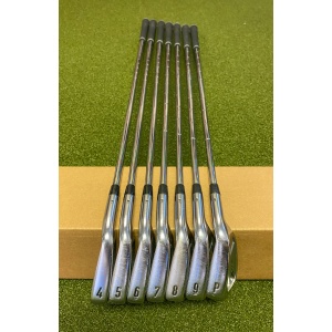 Used RH Callaway X-Forged '18 Irons 4-PW S300 Stiff Flex Steel Golf Club Set
