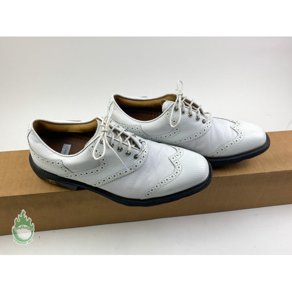 Used FootJoy ICON Mens 8.5 M Leather Golf Shoes Wing Tip White