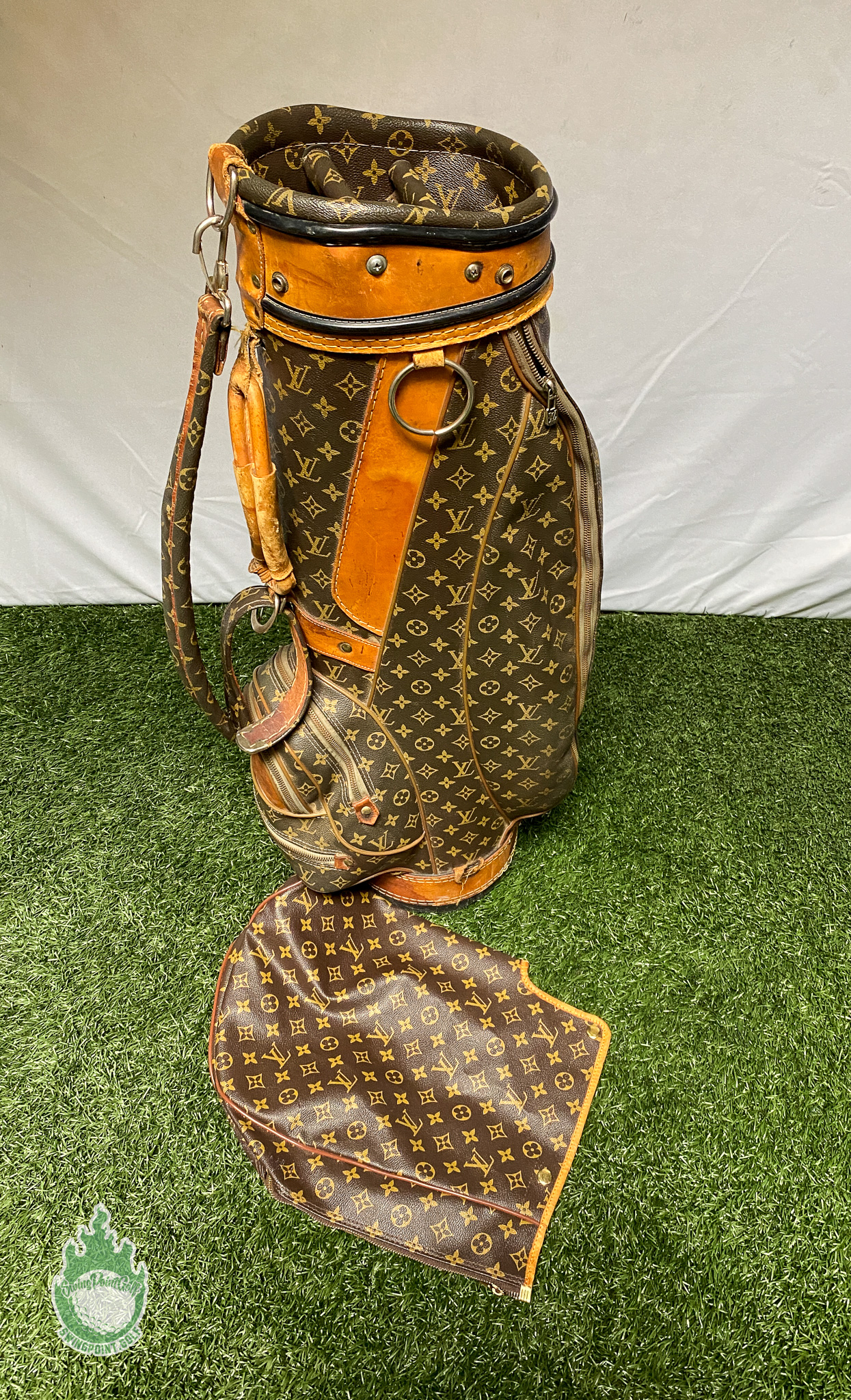 GOLF GIRL'S DIARY: Vintage Louis Vuitton Golf Bag - Up for Bid