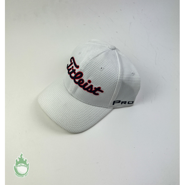 New w/o Tags Titleist Pro V1 Fitted Hat L/XL Golf White w/ Black Lettering