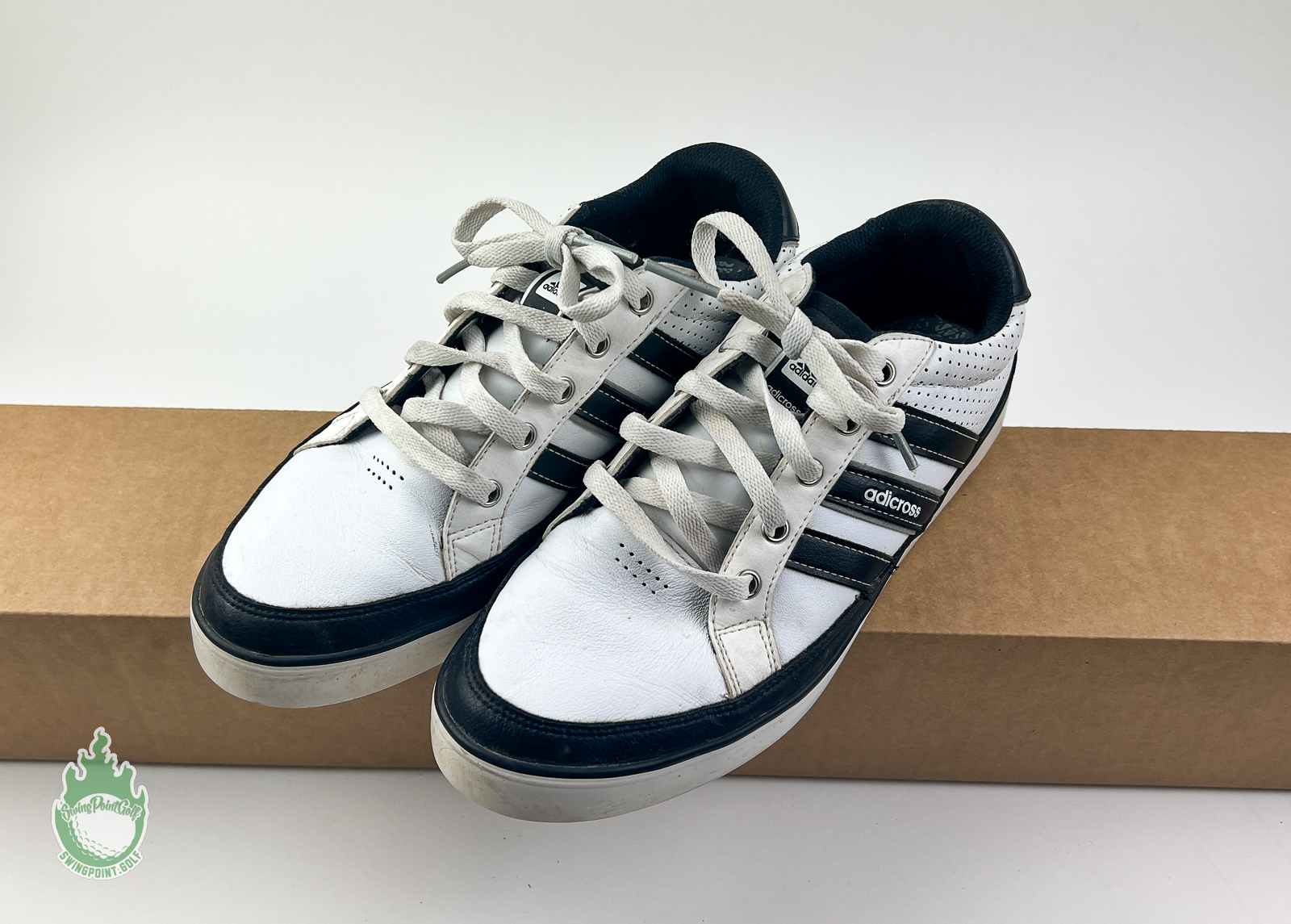 Optimista embotellamiento Vigilancia Pre-Owned Adidas Adicross Men's Spikeless Golf Shoes White Men's US Size  9.5 · SwingPoint Golf®