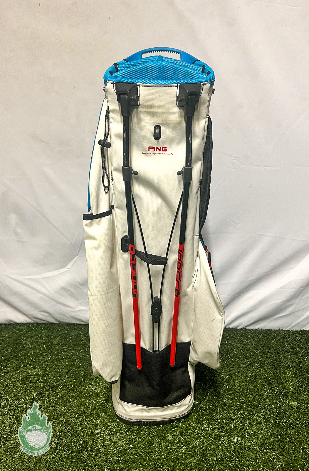 Pre-Owned Burgundy Vessel Lite Lux Golf Cart/Carry/Stand Bag 4-Way w/  Rainhood · SwingPoint Golf®