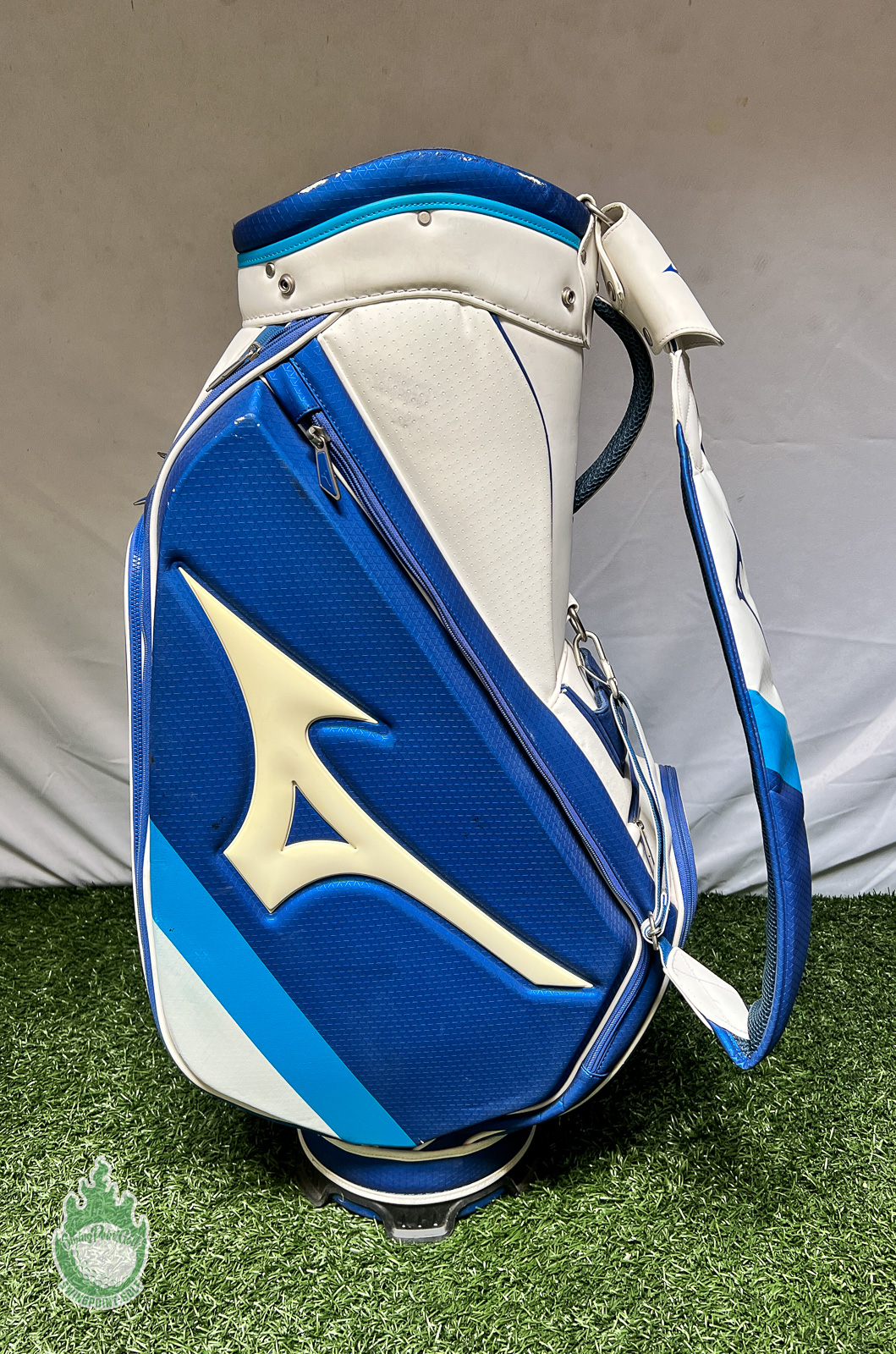 Incubus wassen Perth Blackborough Gently Used Mizuno Golf Blue/White 5-way Staff Bag w/ Strap No Rainhood ·  SwingPoint Golf®