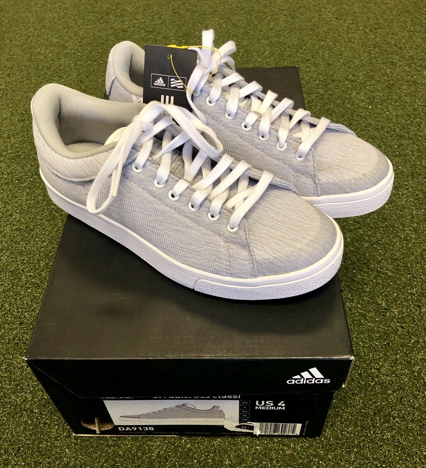 Alerta administración hilo Adidas JR adicross classic Junior's Spikeless Golf Shoe Size 4M Gray/White  · SwingPoint Golf®