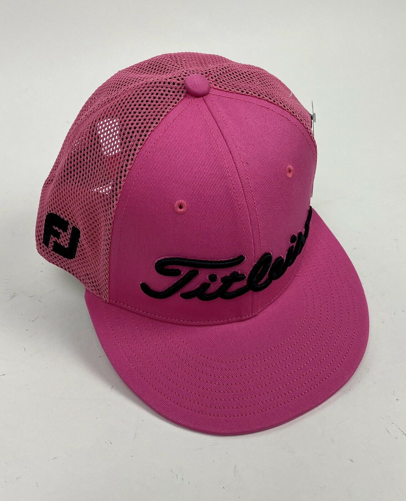 Titleist Pro V1 Hi-Ya Tour Issued Hat Pink/Magenta SnapBack Black  Embroidery · SwingPoint Golf®